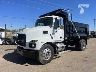 2022 MACK MD7