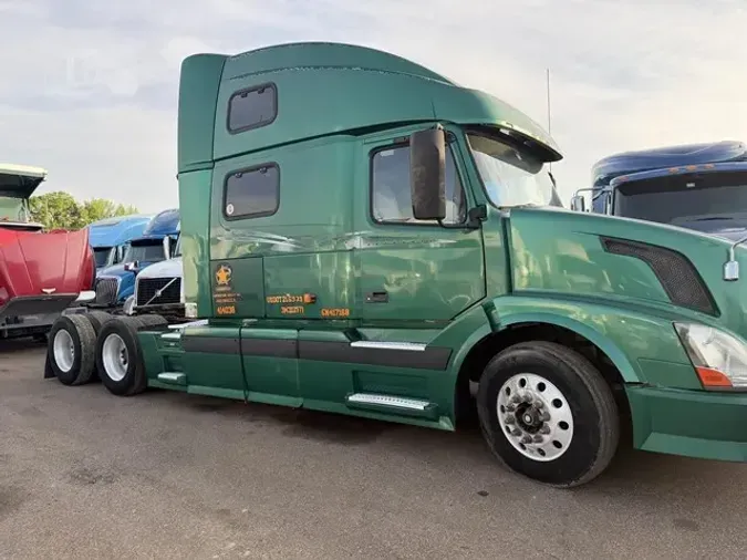 2006 VOLVO VNL64T780