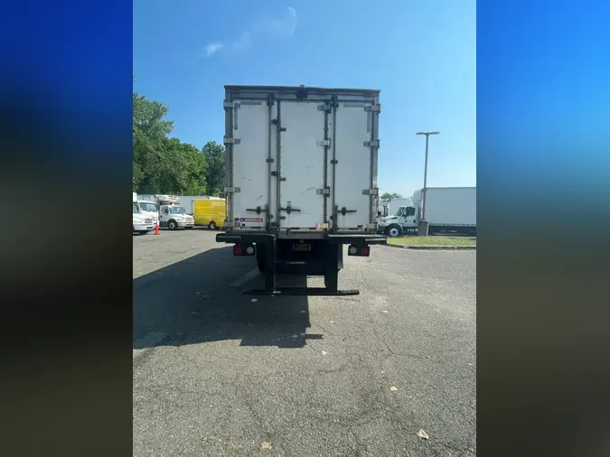 2020 FREIGHTLINER M2 106