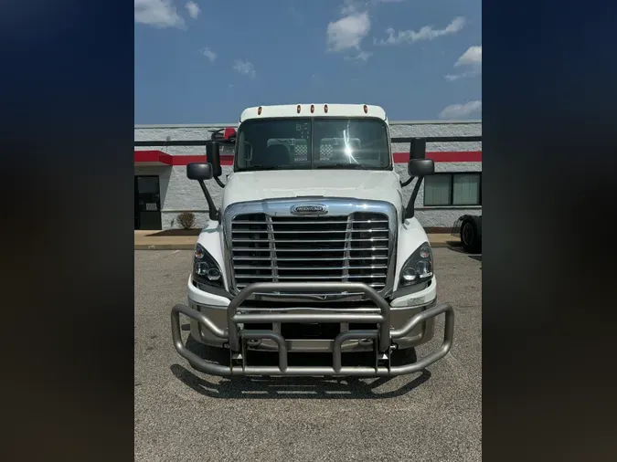 2020 FREIGHTLINER/MERCEDES CASCADIA 125