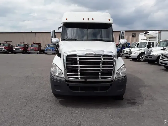 2020 FREIGHTLINER/MERCEDES CASCADIA 1259ef6c7716946bf4281a91ba9dd23855d