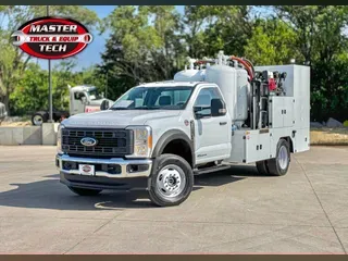 2023 FORD F-600 XL