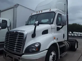 2018 FREIGHTLINER CASCADIA 113