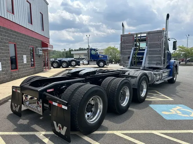 2023 Western Star 49X