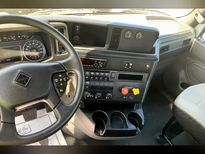 2021 INT RH613 6x4