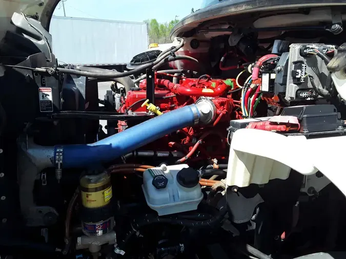 2020 FREIGHTLINER/MERCEDES M2 106