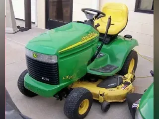 2003 John Deere LX277