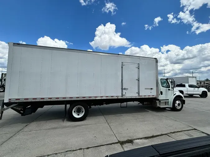 2018 Freightliner M2