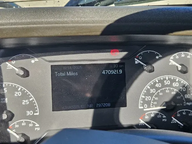 2023 VOLVO VNL64T7409f05b9465f3f0b5ef9946bd3add892ae