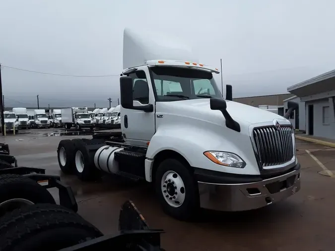 2019 NAVISTAR INTERNATIONAL LT625 DAYCAB T/A