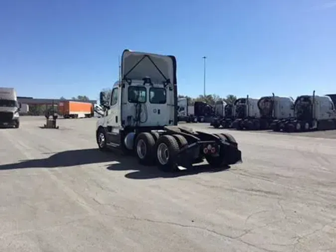 2019 Freightliner Cascadia