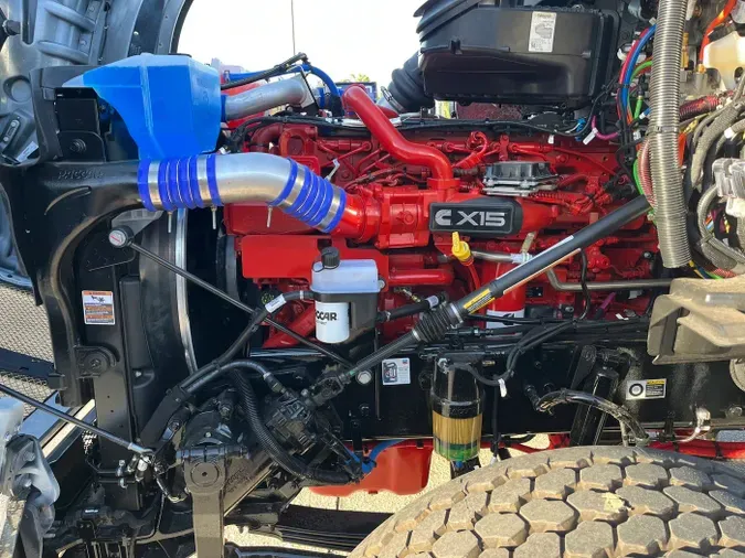 2026 Kenworth T8809f0944d12f10d3142af1cefeeb42f4ea