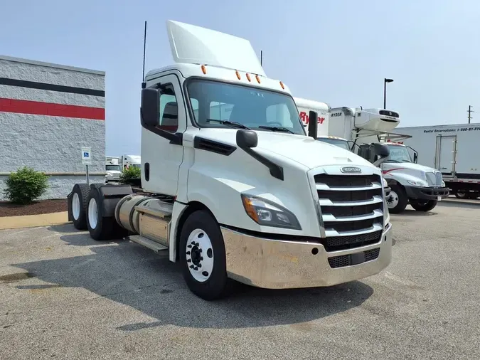 2020 FREIGHTLINER NEW CASCADIA PX12664
