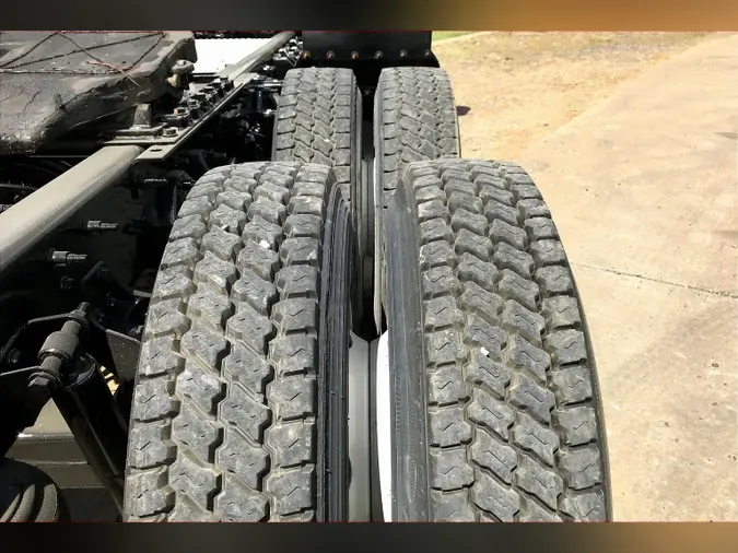 2019 INT LT625 6x4