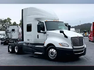 2022 INT LT625 6x4