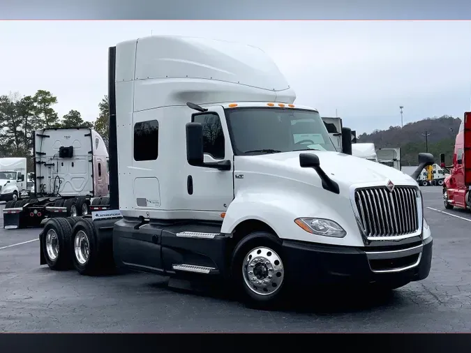 2022 INT LT625 6x49f10f3cec24748f7ada82f0872ad2a2e