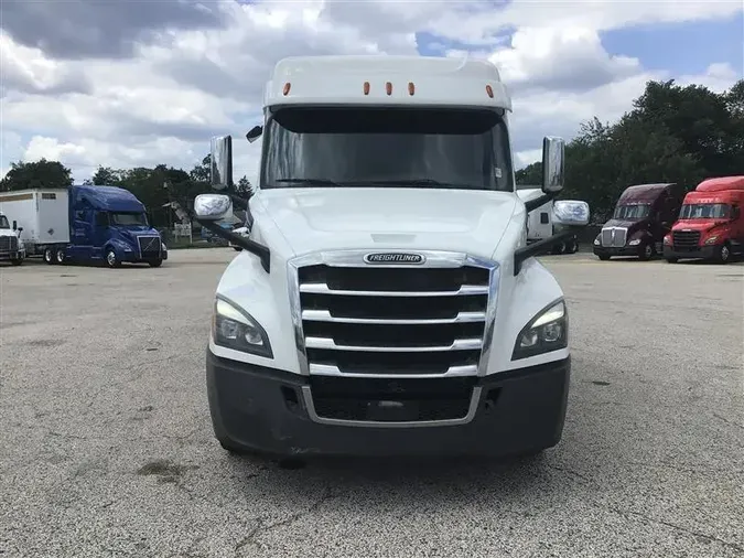 2019 FREIGHTLINER CA126