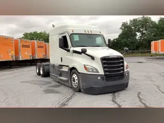 2022 Freightliner Cascadia 126