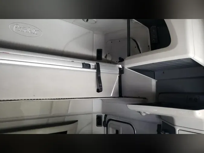 2019 Peterbilt 579