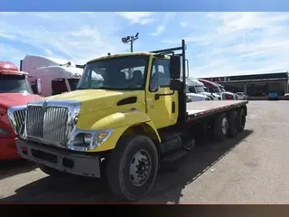 2005 INTERNATIONAL WORKSTAR 7400