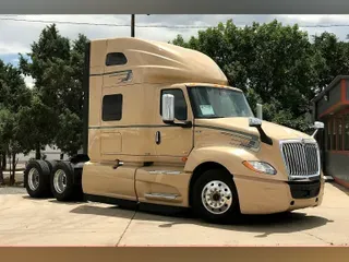 2022 INT LT625 6x4