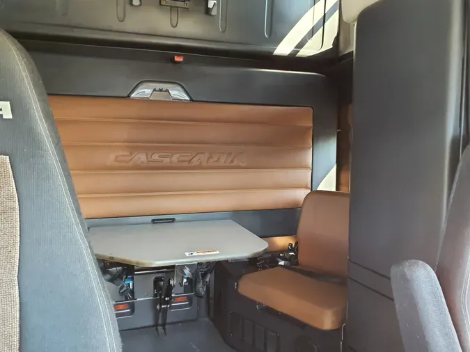 2019 FREIGHTLINER/MERCEDES NEW CASCADIA PX12664