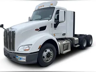 2022 Peterbilt 579