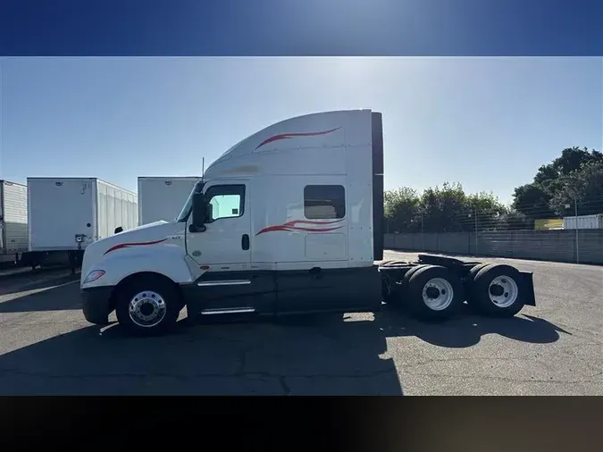 2022 INTERNATIONAL LT