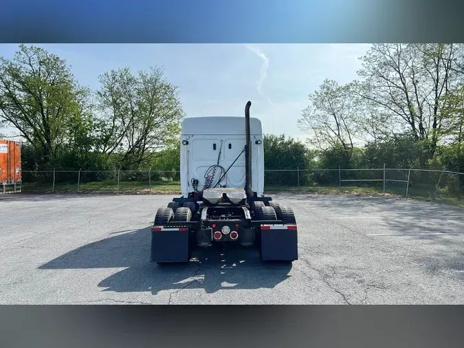 2020 Freightliner Cascadia