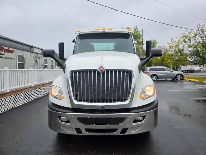 2019 NAVISTAR INTERNATIONAL LT625 DAYCAB T/A
