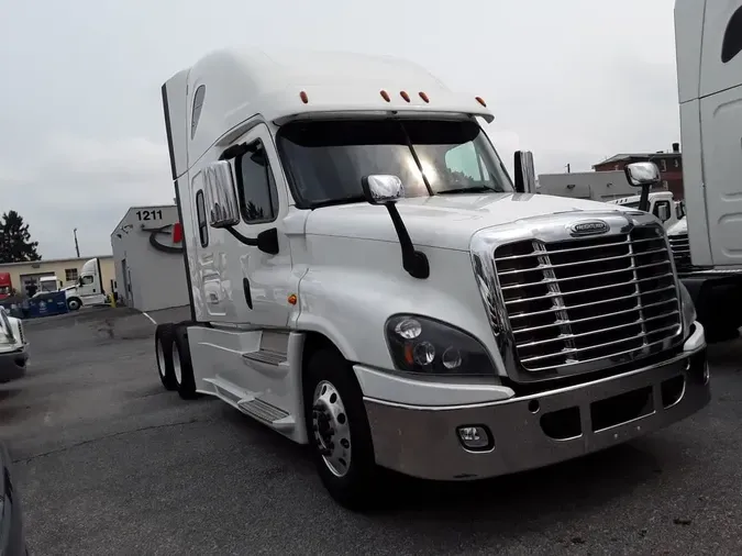 2018 FREIGHTLINER CASCADIA 125