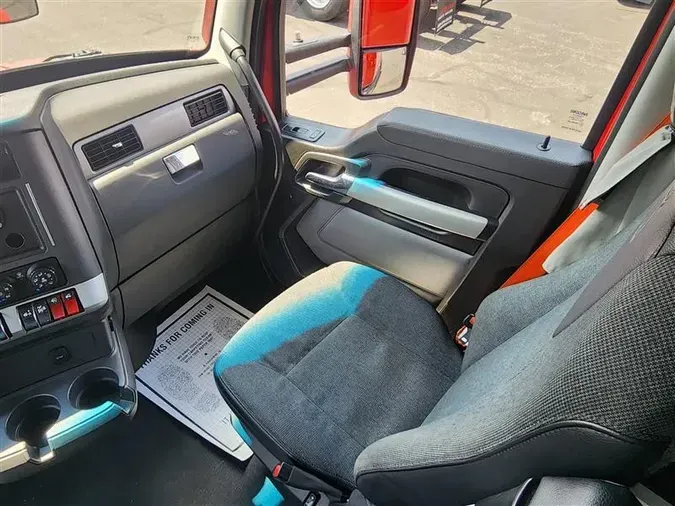 2023 KENWORTH T680