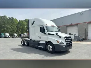 2022 Freightliner Cascadia 126