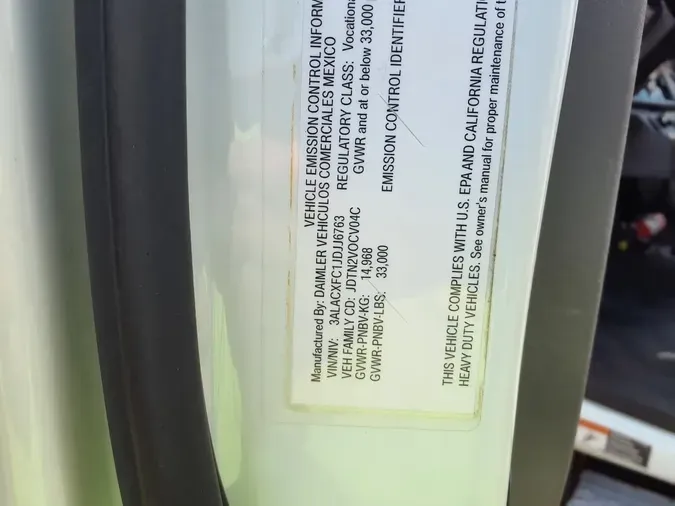 2018 FREIGHTLINER M2 106