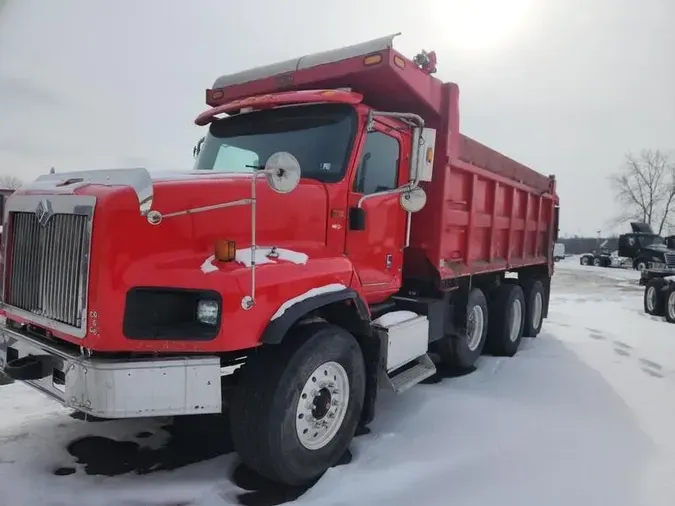 2005 International PAYSTAR 5600