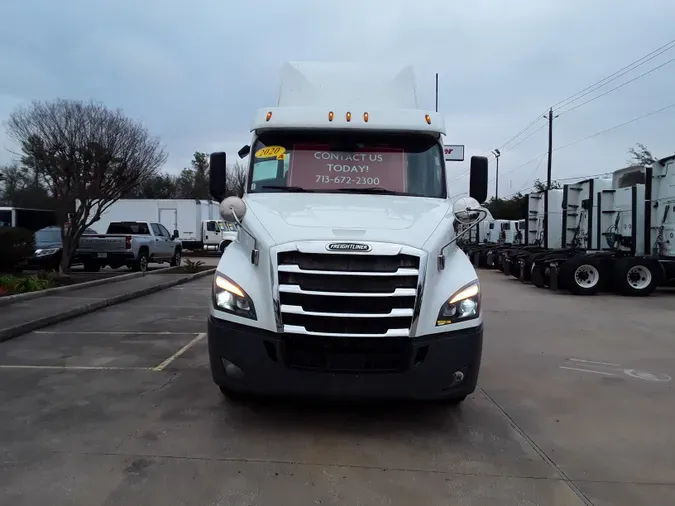 2020 FREIGHTLINER/MERCEDES NEW CASCADIA 116