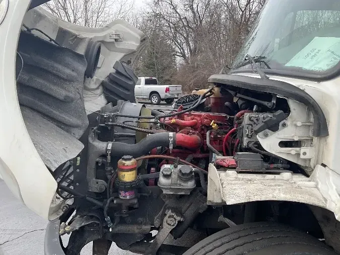 2019 Freightliner M2