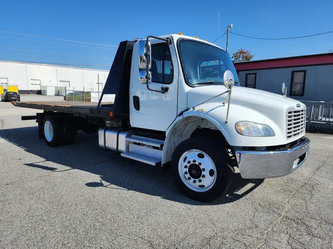 2017 FREIGHTLINER/MERCEDES M2 106