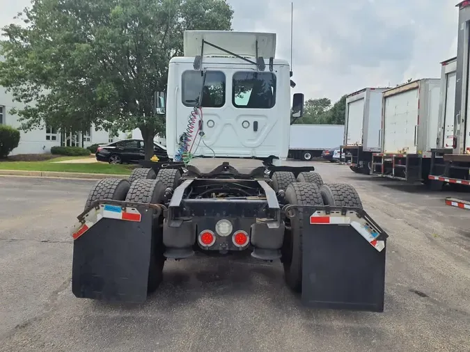 2019 FREIGHTLINER CASCADIA 125