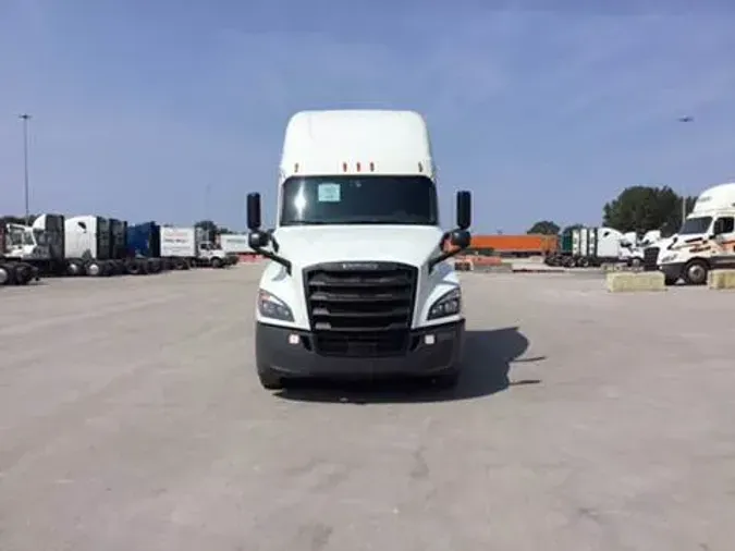 2020 Freightliner Cascadia