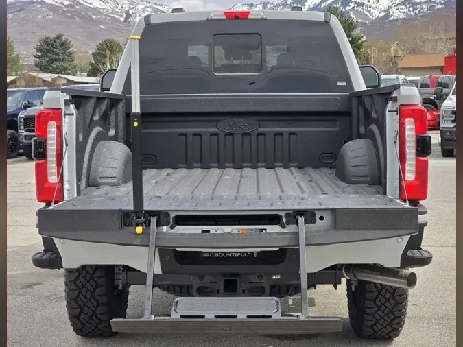 2025 Ford Super Duty F-250 SRW