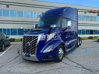 2026 VOLVO VNL64T860