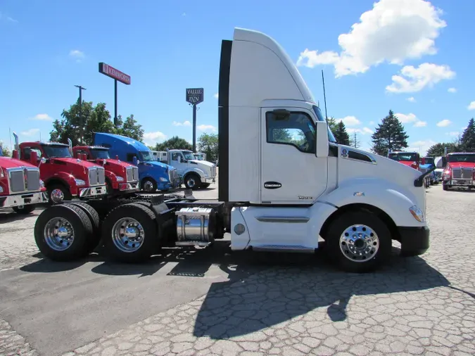 2022 Kenworth T680