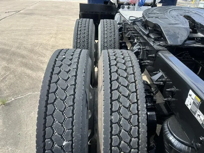 2021 Peterbilt 579