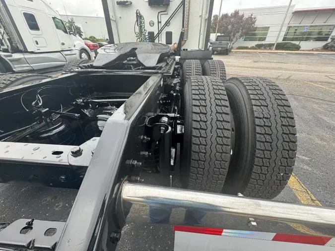 2022 Kenworth T680