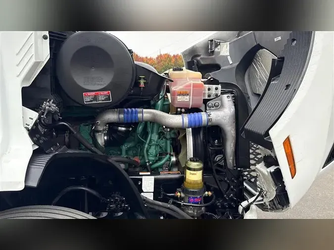 2020 VOLVO VNR3009f55d689b4344d8cf4c498d0e21967ff