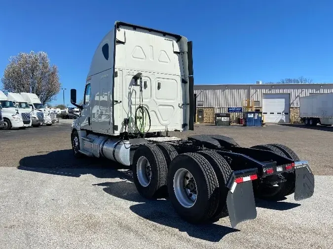 2019 Freightliner T12664ST