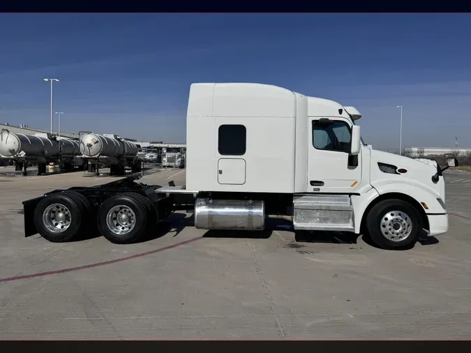 2022 Peterbilt 579