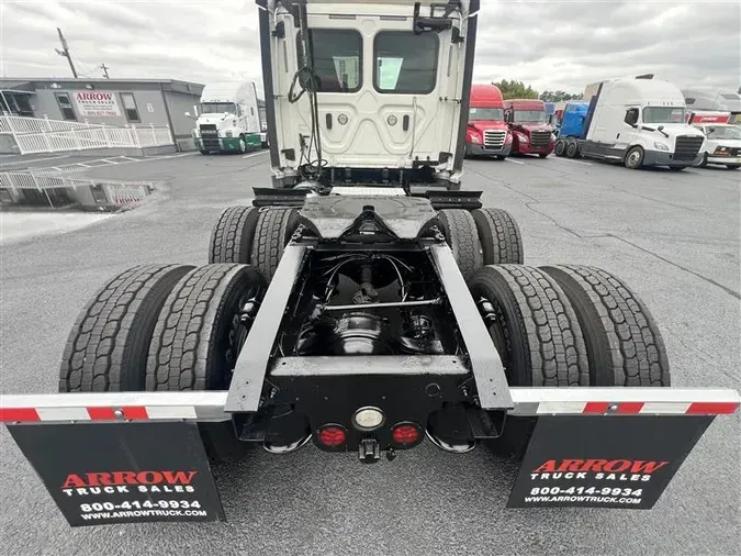 2018 FREIGHTLINER CA12562DC