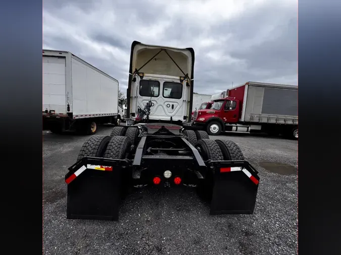 2019 FREIGHTLINER CASCADIA 125